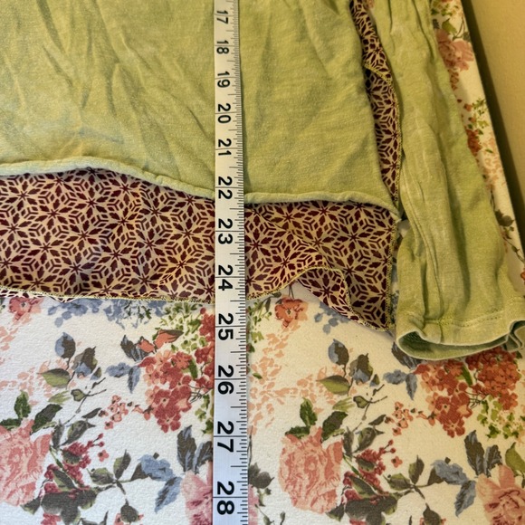 Gimmicks by BKE Womens Oversized Lagenlook Top Large Crochet Mixed Media Boho - Picture 15 of 15